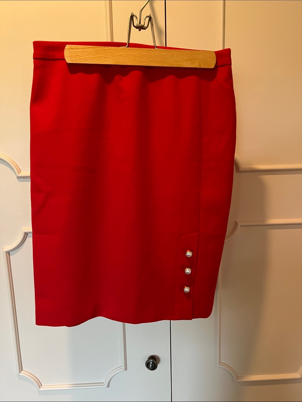 NWT Ann Taylor Factory Red Women's Pencil Skirt with Decorative Buttons